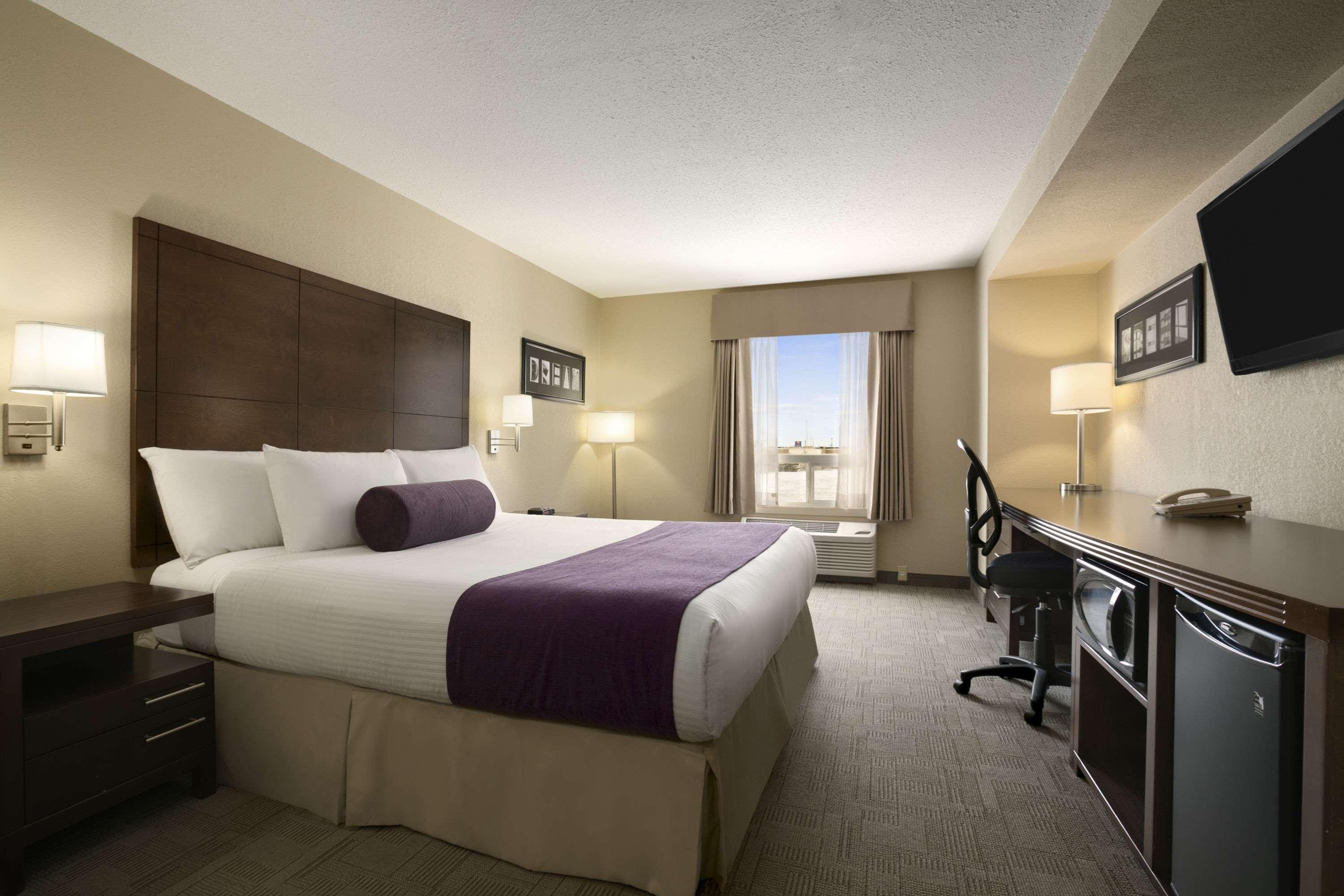 Days Inn By Wyndham Regina Buitenkant foto