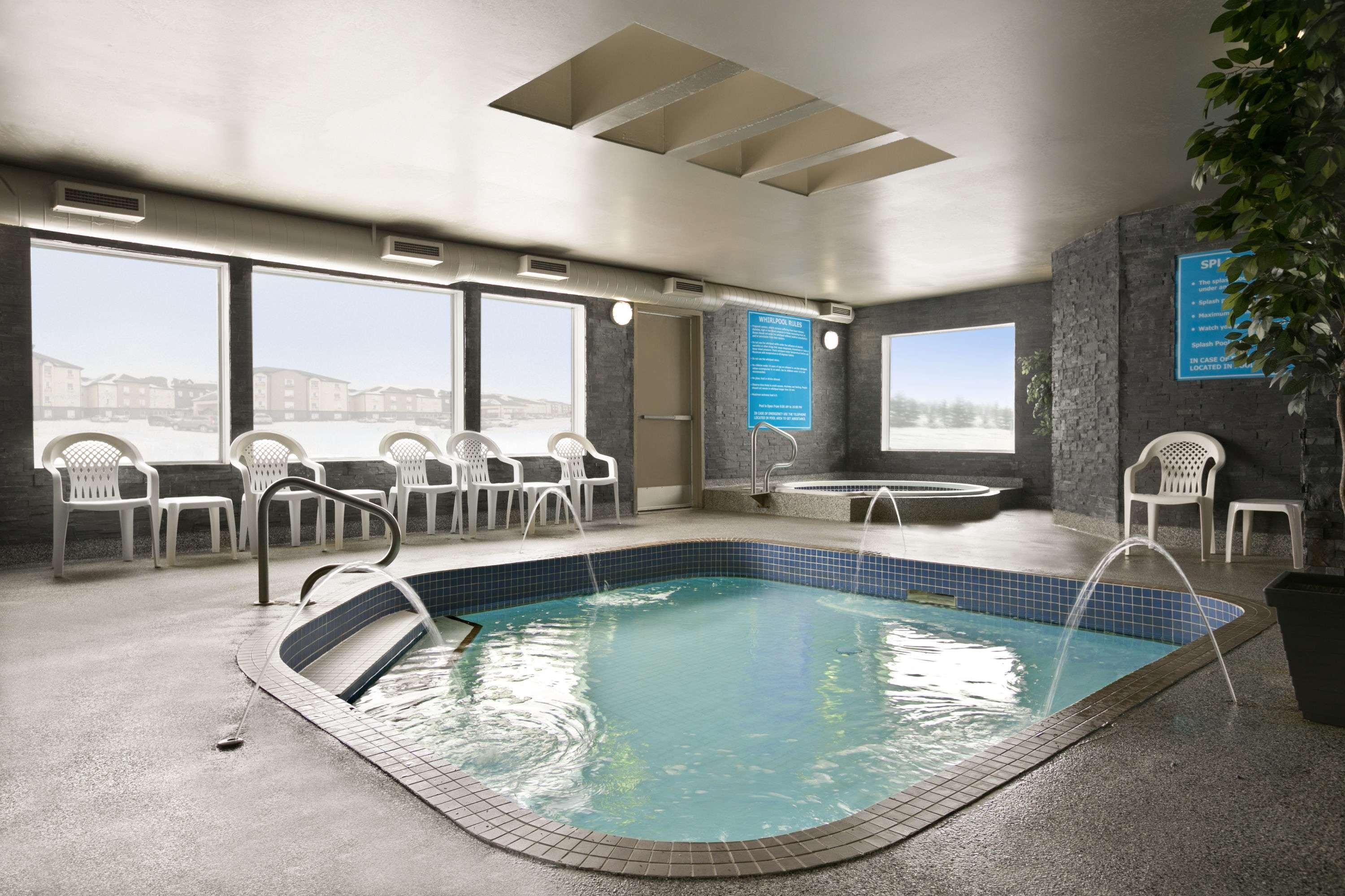 Days Inn By Wyndham Regina Buitenkant foto