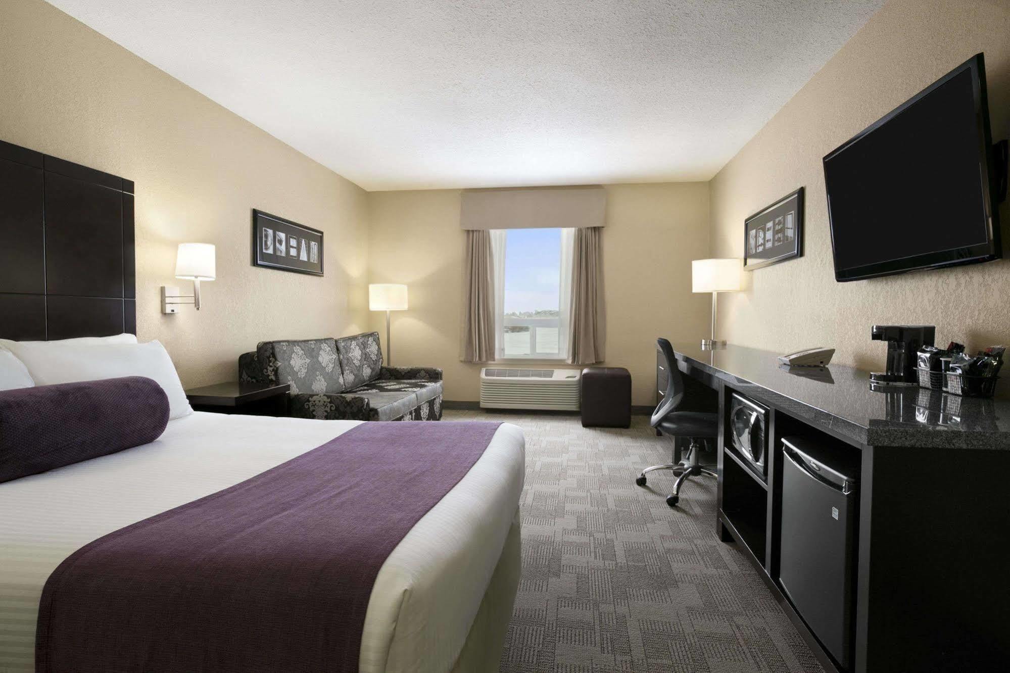 Days Inn By Wyndham Regina Buitenkant foto