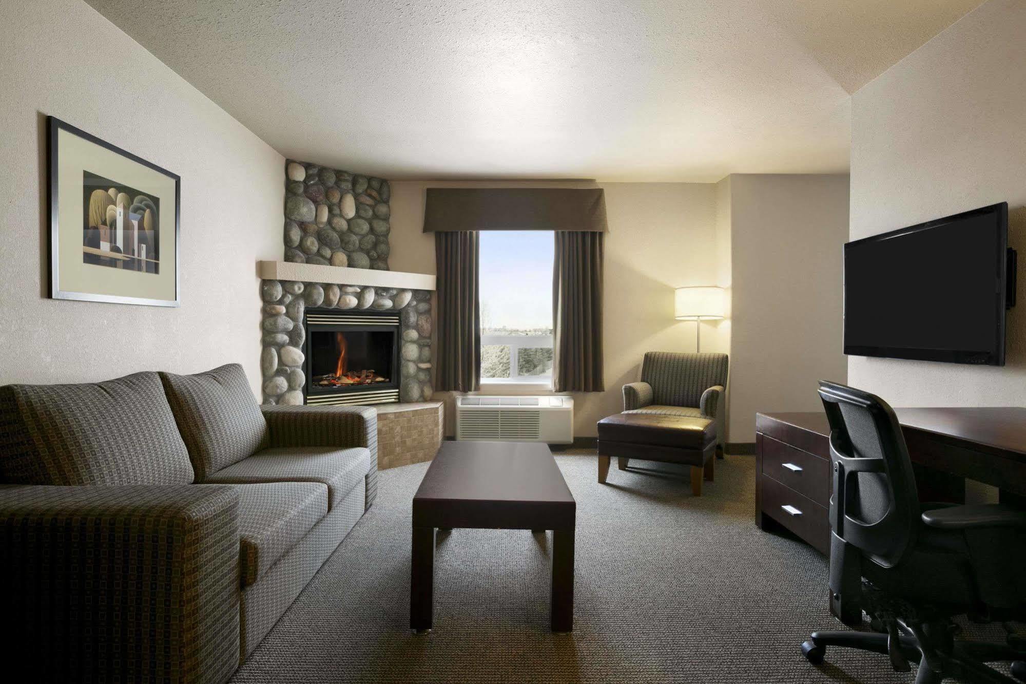 Days Inn By Wyndham Regina Buitenkant foto